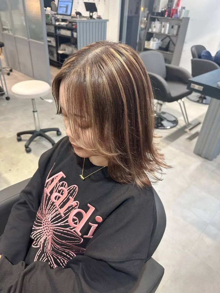 ミディアム カラー ヘアカラー 🌟ハイライト/ハイ トーン🌟MIKIのヘアスタイル