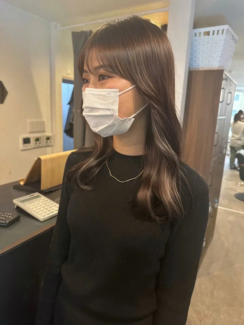 セミロング カット ヘアカラー トリートメント 北山 巴奈のヘアスタイル