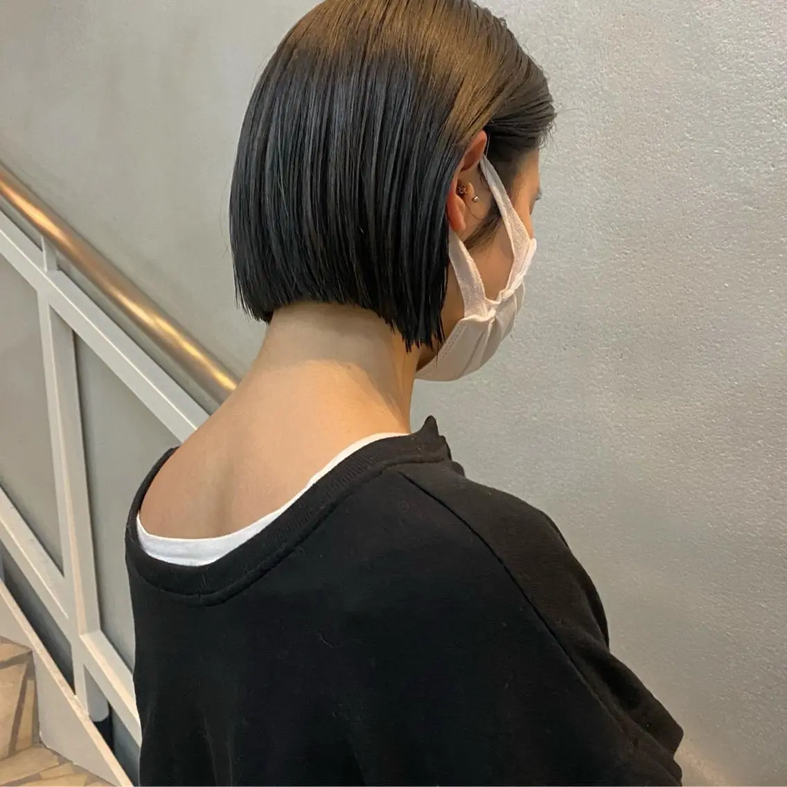 ショート カラー インナーカラー ウルフカット 811 大阪梅田 ウルフのヘアスタイル