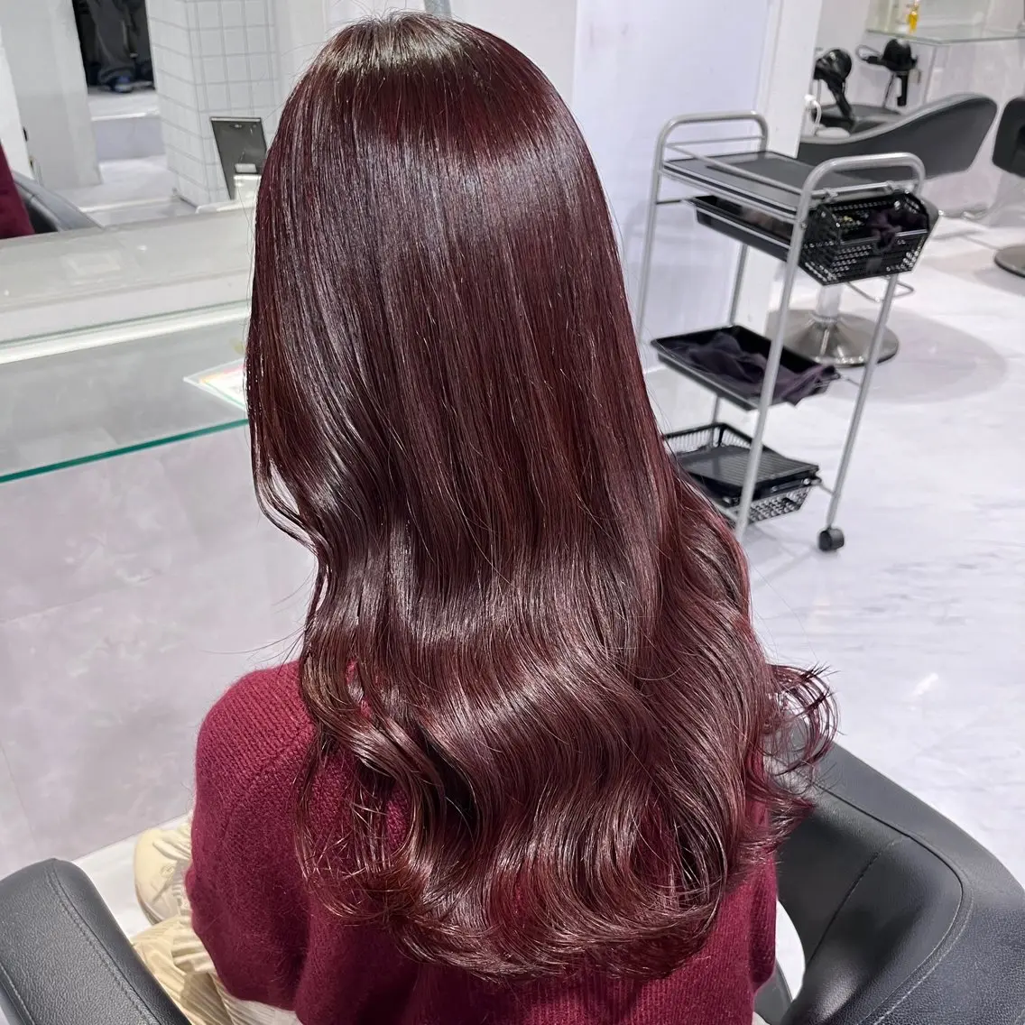 ロング カラー 🫧うる艶トレンド 🫧透明感カラーのヘアスタイル