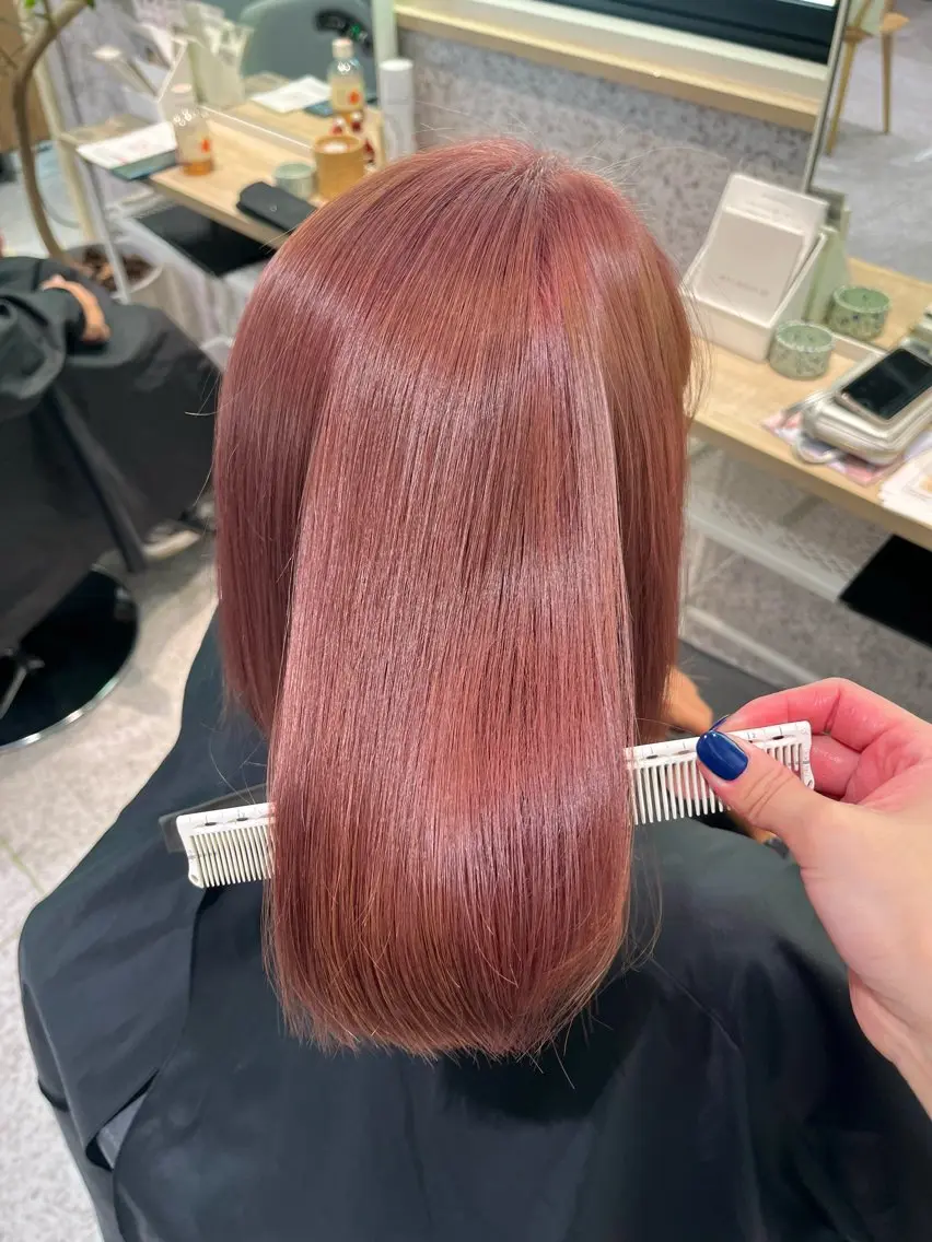 ミディアム カラー ブリーチ ダブルカラー ハイトーンカラー ブリーチなしカラー 顔周りカット ヘアカラー 髪質改善&艶カラー/ ほんだあみ (♡)のヘアスタイル