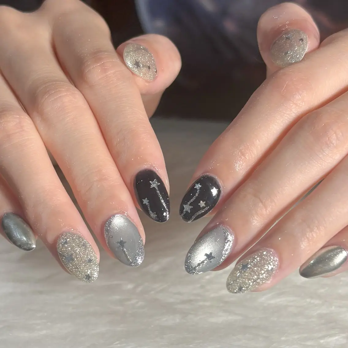 ネイル ハンドネイル LAVISH manaのネイルデザイン