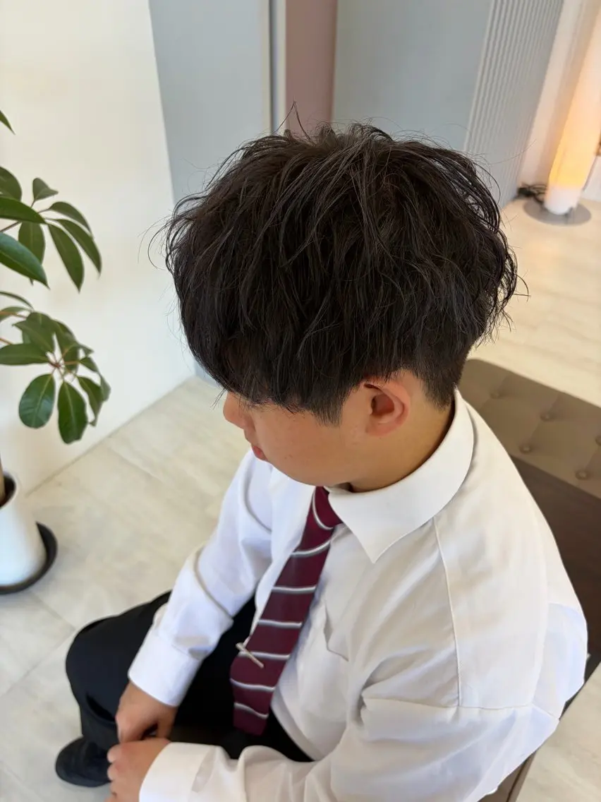メンズ カット ヘアカラー メンズ/￥2900～ EARTH/山崎開世のヘアスタイル