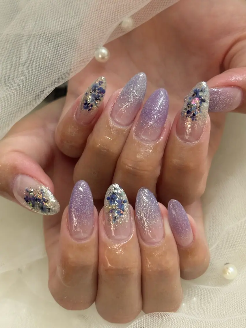 ネイル ハンドネイル フットネイル ✴︎ Delightのネイルデザイン