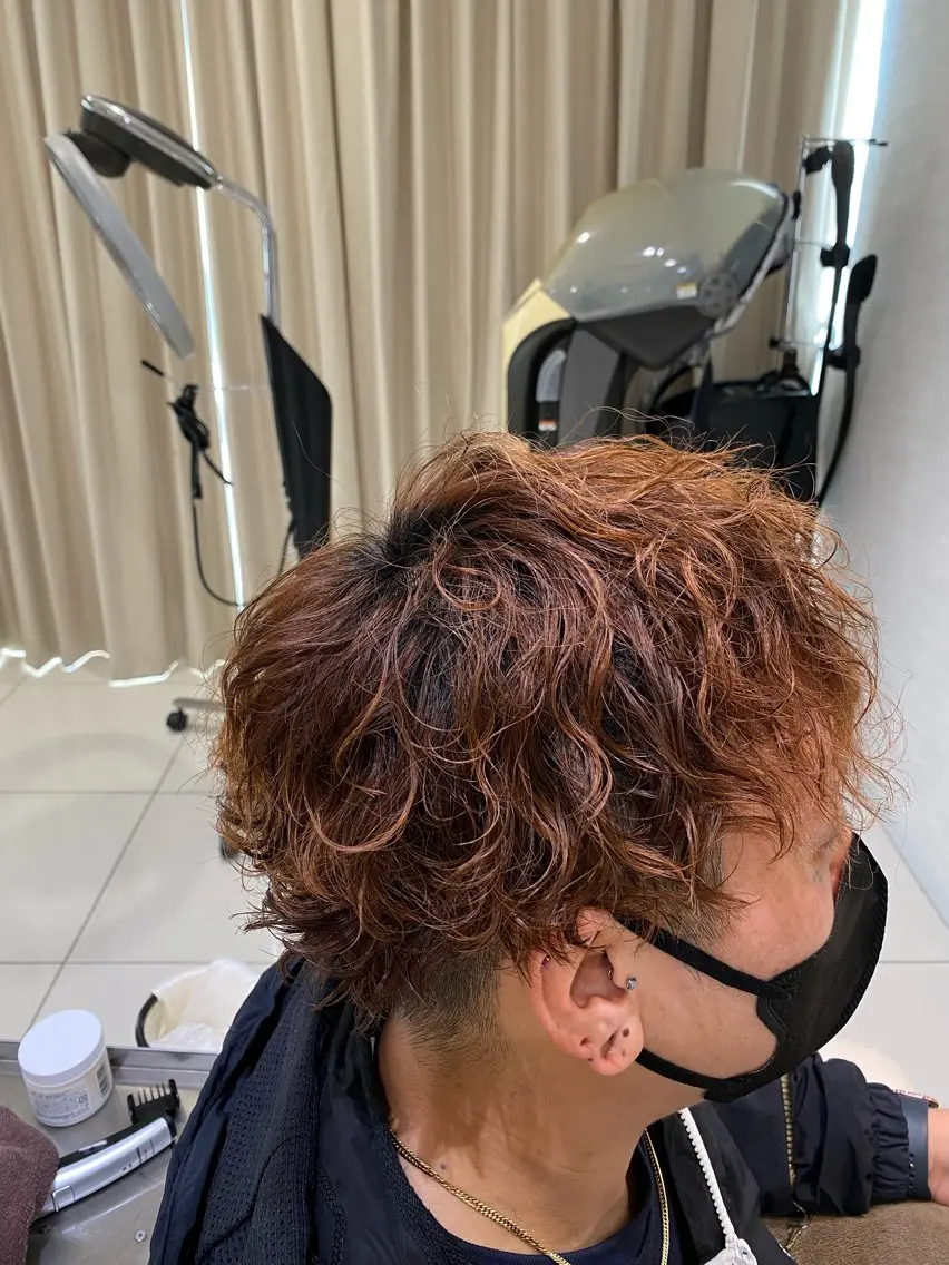 ショート パーマ ツイストスパイラルパーマ スパイラルパーマ 堀 舜介/メンズカットのヘアスタイル
