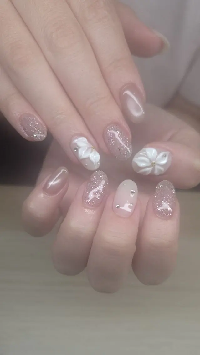 ネイル atelier  auiのネイルデザイン