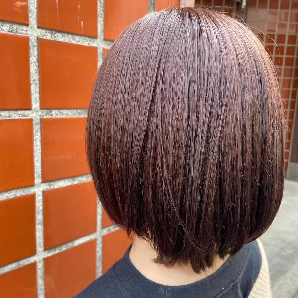 ショート カラー パープルカラー 吉村 夏椰のヘアスタイル