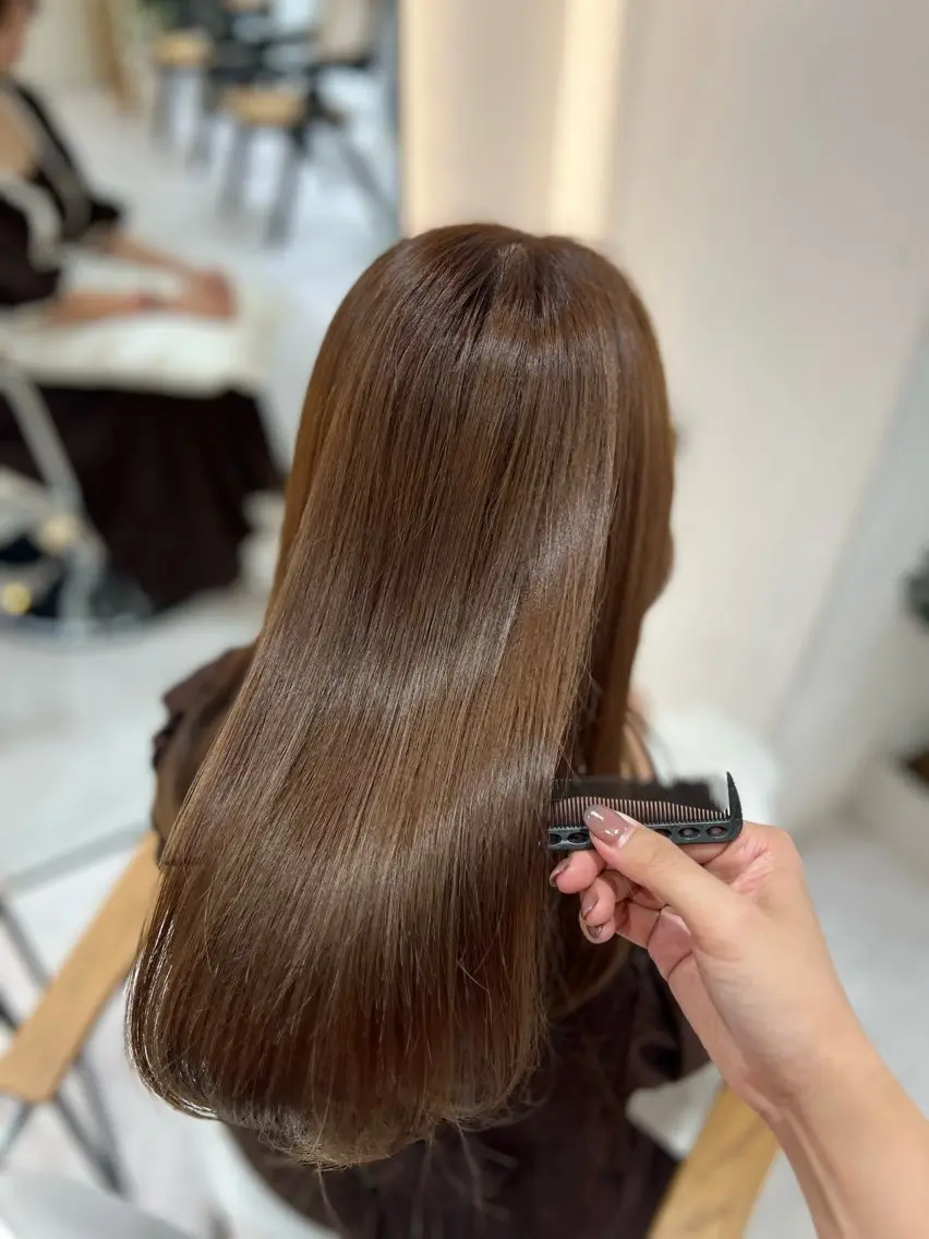 ロング カラー Zina aimiのヘアスタイル
