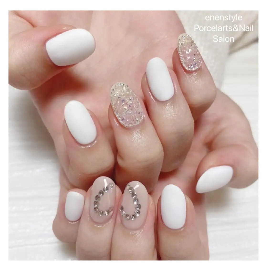 ミディアム ネイル ハンドネイル 🐾enen style 🐾のネイルデザイン