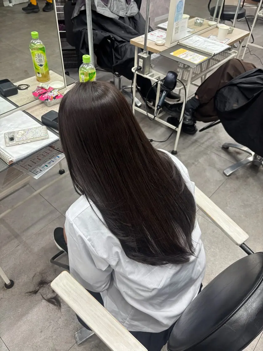 セミロング カラー ヘアカラー Riko🐰💗／ モテ艶髪《本厚木》のヘアスタイル