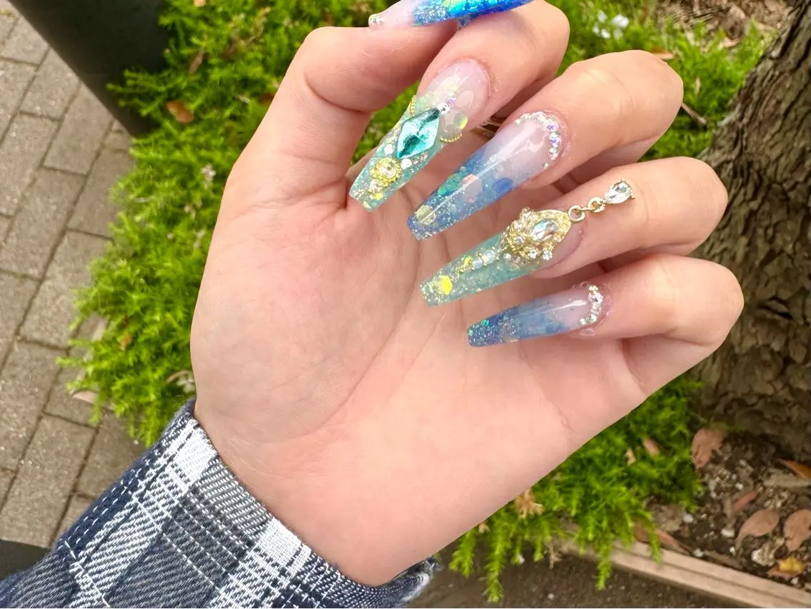 ネイル スカルプネイル 夏ネイル ハンドネイル AOI💅🏾 LUCAS 千葉のネイルデザイン