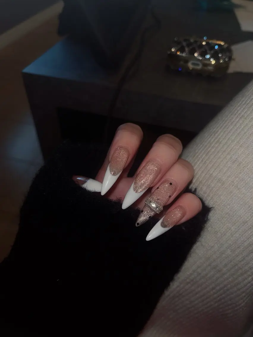 ハンドネイル nail_Quest lisaのネイルデザイン