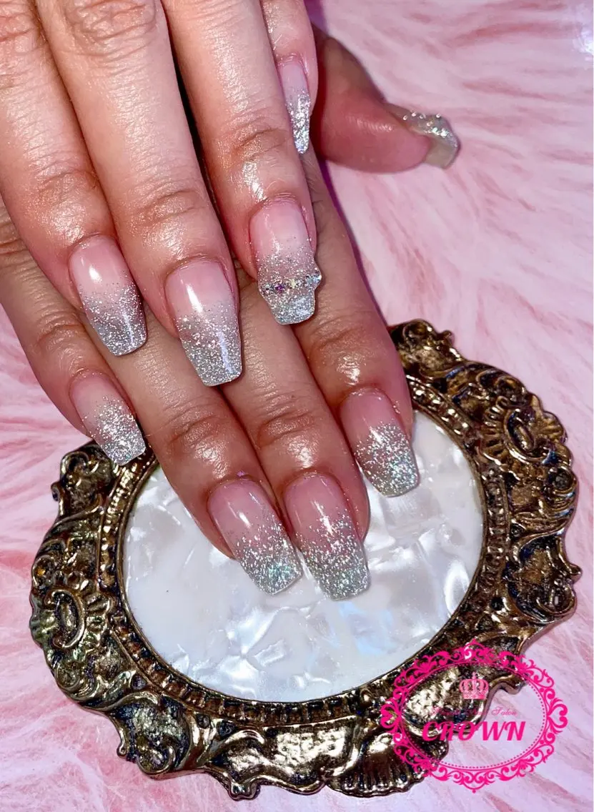 ネイル CROWN プライベートサロンのネイルデザイン