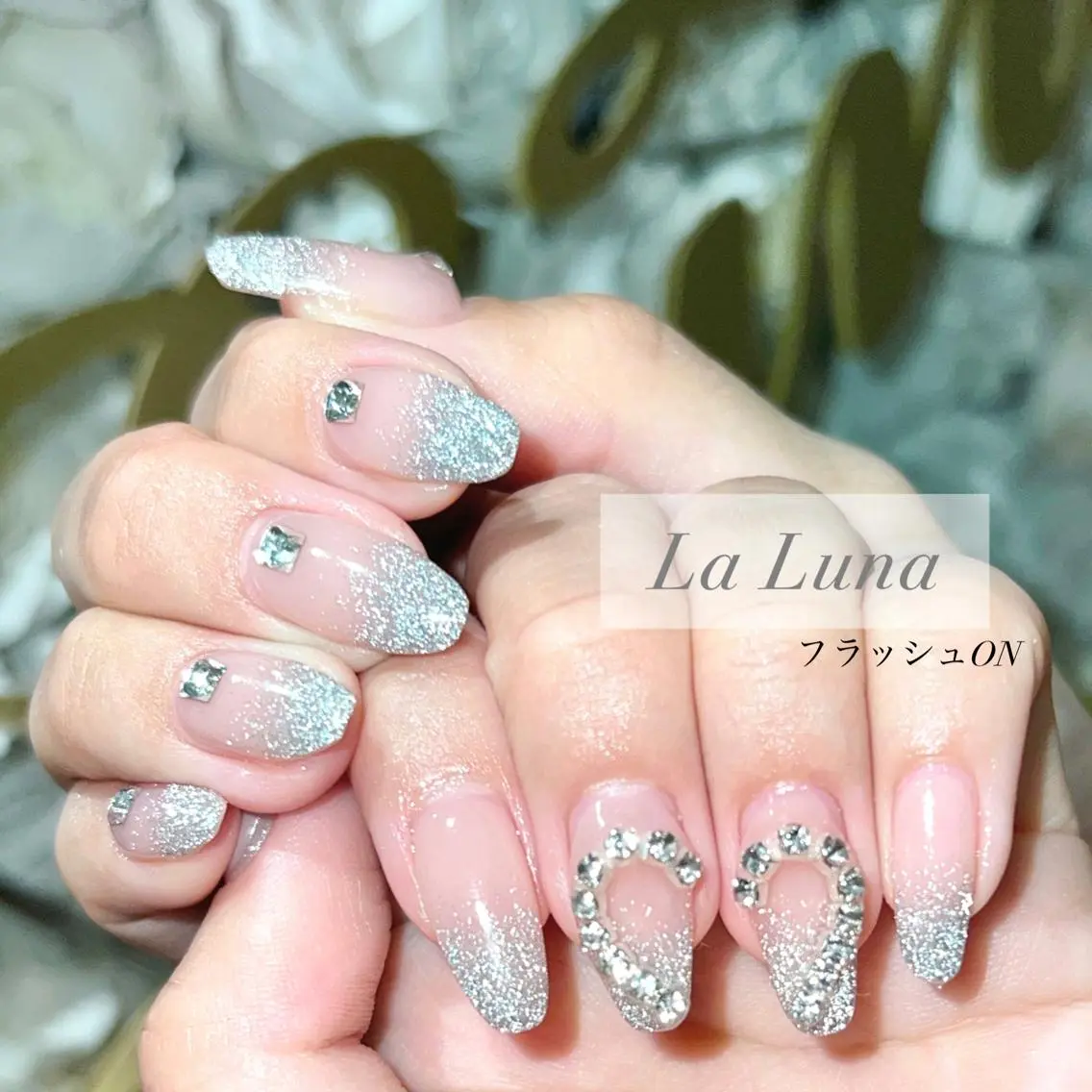 ネイル LaLuna🌙 Natsukiのネイルデザイン