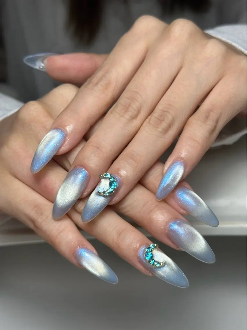 ネイル リナ ⭐️のネイルデザイン