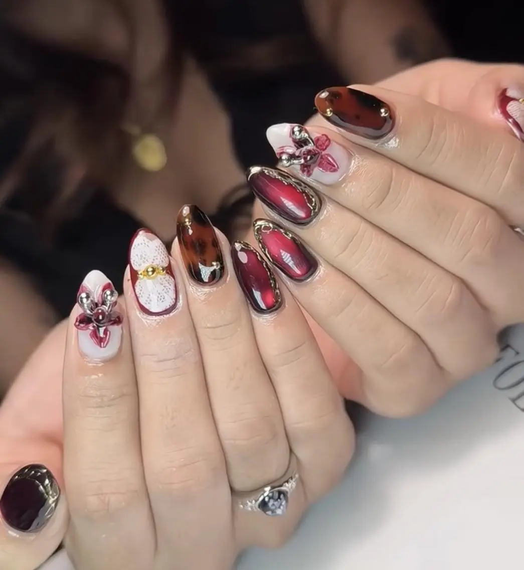 ネイル オーロラネイル チークネイル フットネイル ジェルネイル 韓国ネイル ハンドネイル H.baby Nail Salonのネイルデザイン