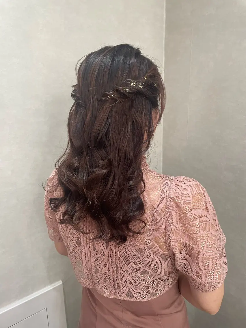 ミディアム ヘアアレンジ ヘアセット Osoko Hiyoriのヘアスタイル