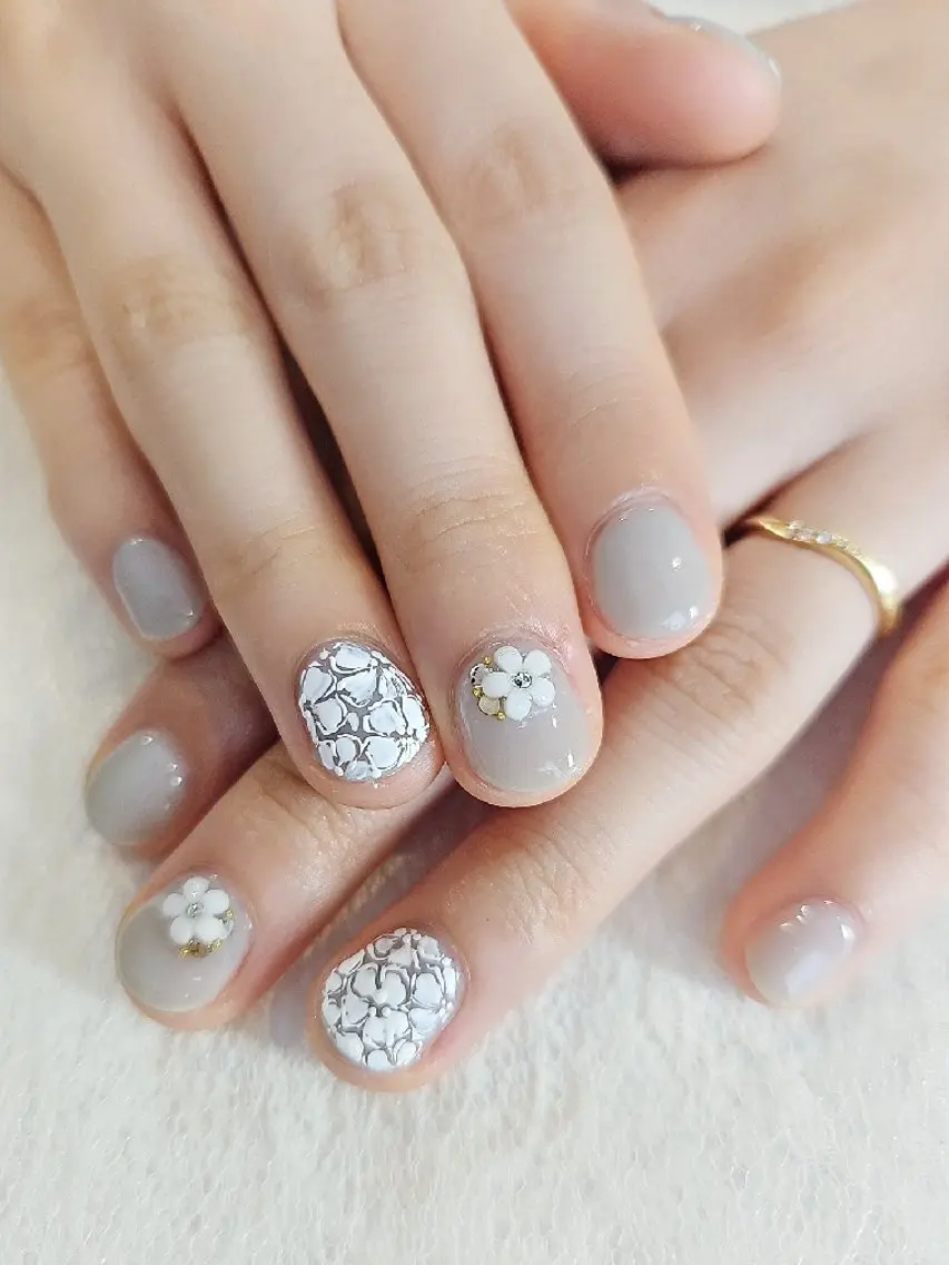 ネイル Nailsalon Wisteriaのネイルデザイン