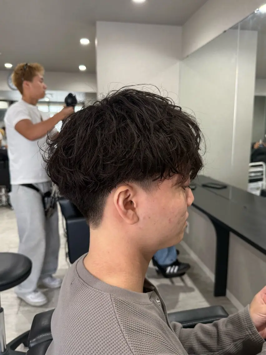 パーマ メンズ メンズパーマ カット パーマ 白石 海斗のヘアスタイル