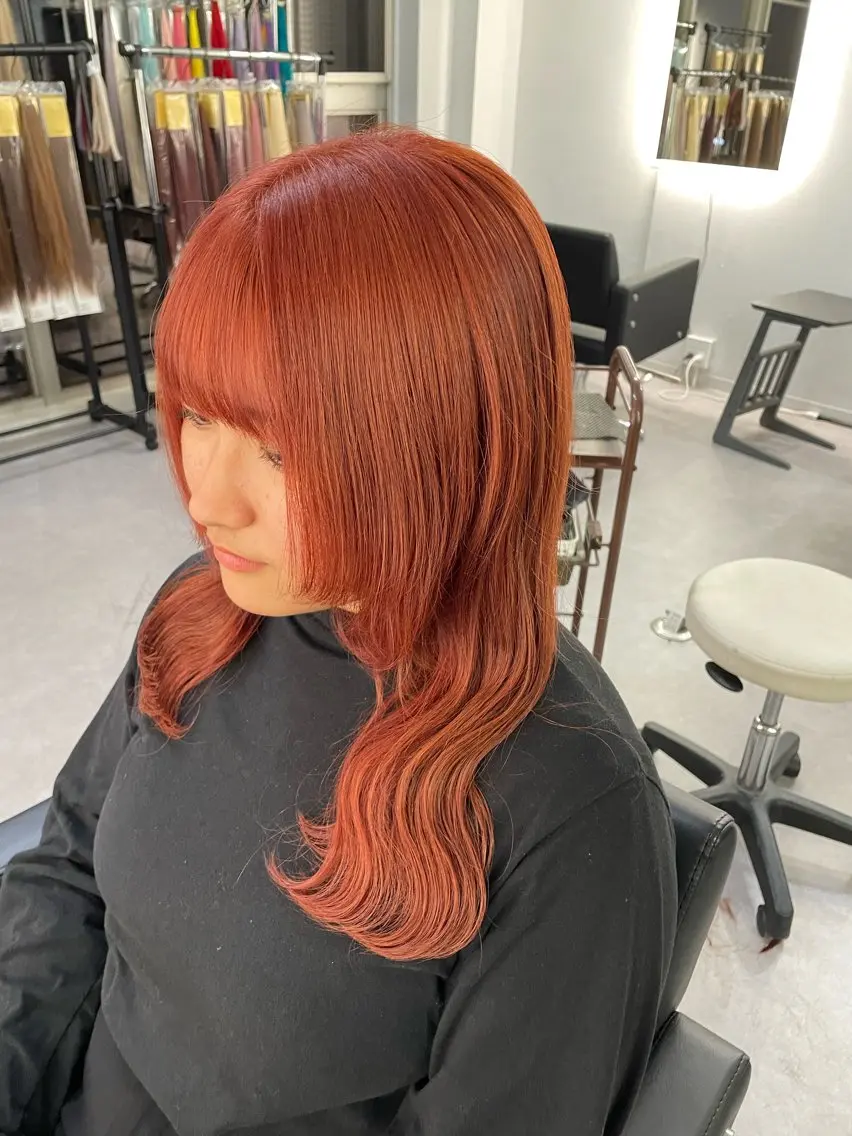 セミロング カラー ブラウンカラー レッドカラー レッドブラウン Cielro/ダブル カラー/西田咲希のヘアスタイル