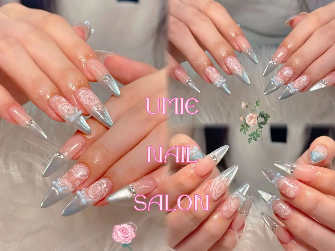 ネイル フットネイル フレンチネイル グラデーション キラキラネイル 韓国ネイル UMIE NAIL SALONのネイルデザイン