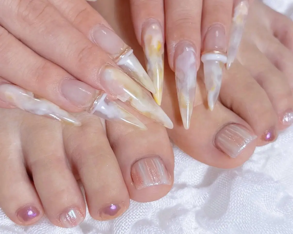 ネイル フットネイル nailsalon Questのネイルデザイン