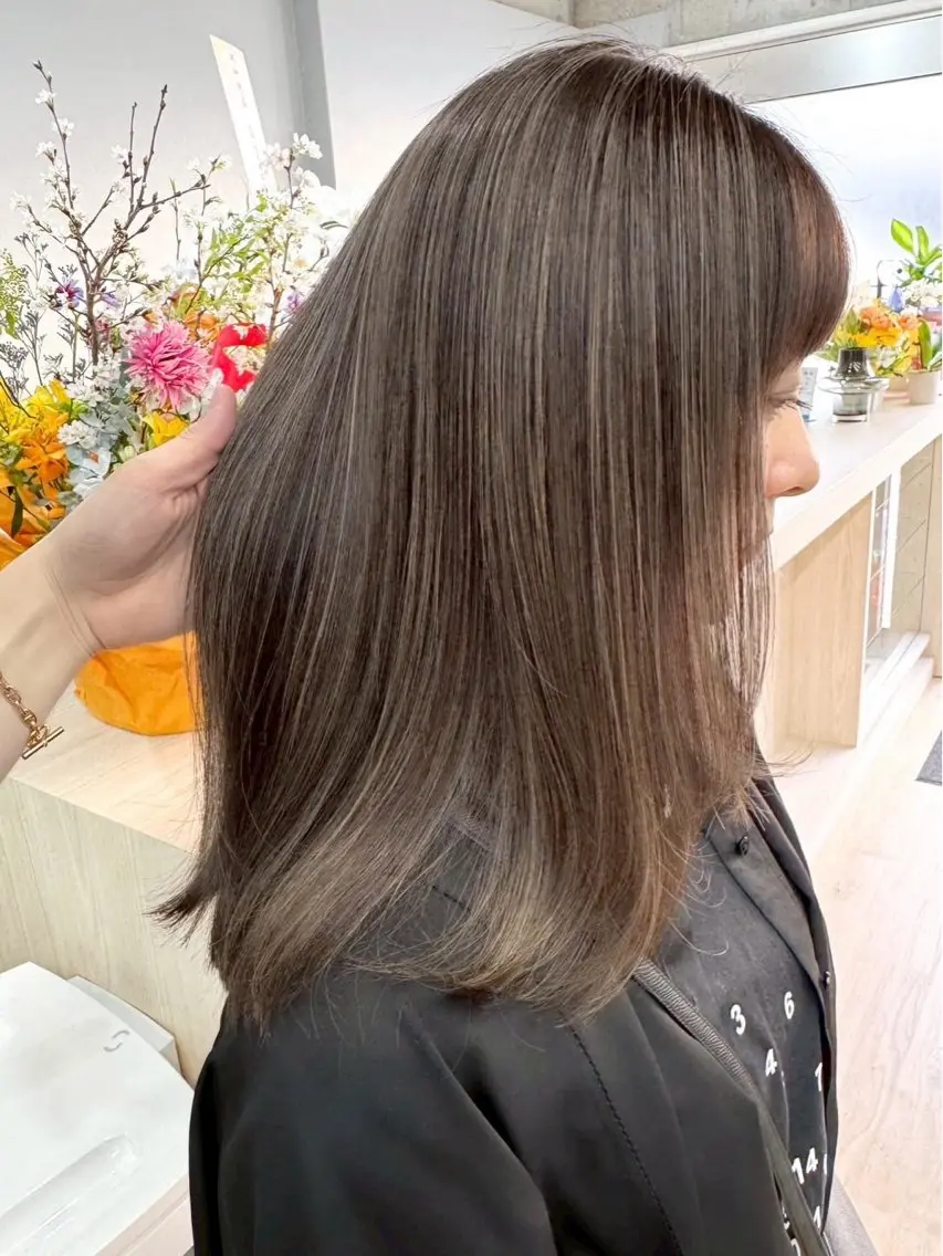 ロング カラー ヘアアレンジ ヘアカラー 🫧透明感カラー/ Wカラー🫧namiのヘアスタイル