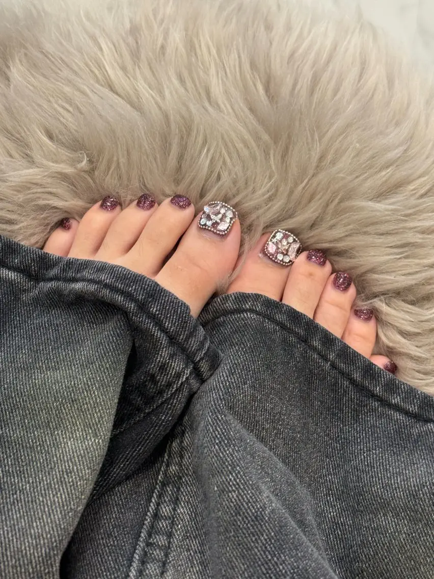 ネイル ラメ(グリッター) ピンク フットネイル nail Haruのネイルデザイン