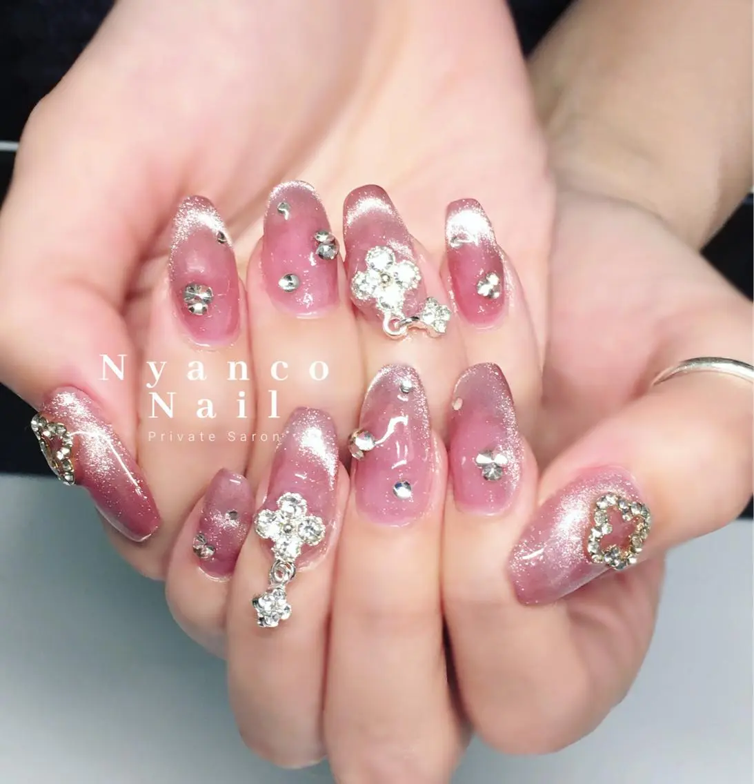 ネイル フレンチネイル ジェルネイル キラキラネイル マグネットネイル マグネットフレンチ Nyanco Nailのネイルデザイン