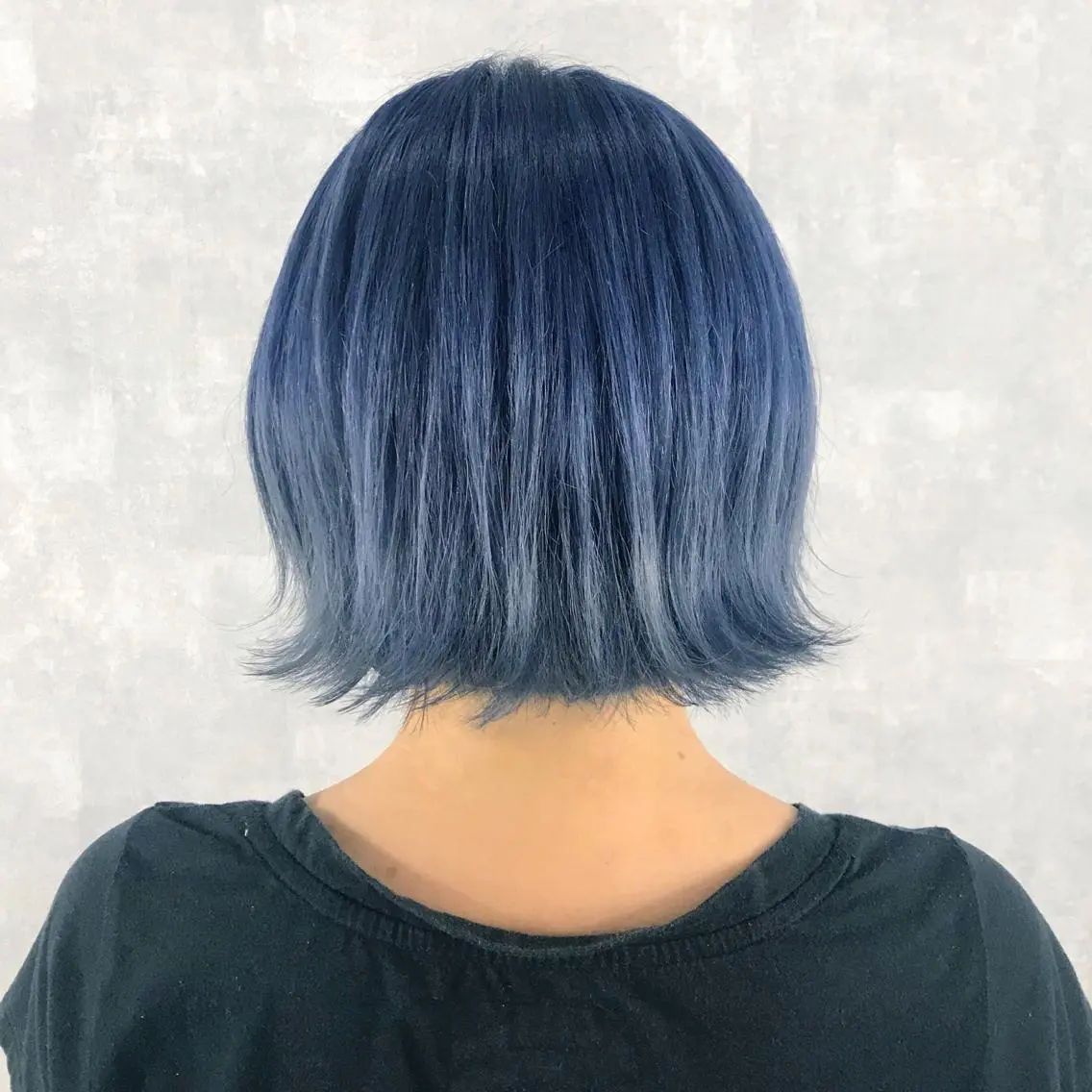 ショート カラー ブリーチ ブルーカラー タンバルモリ ムルギョル巻き 韓国風ヘア K-POP好き美容師 🇰🇷Kai.Yのヘアスタイル