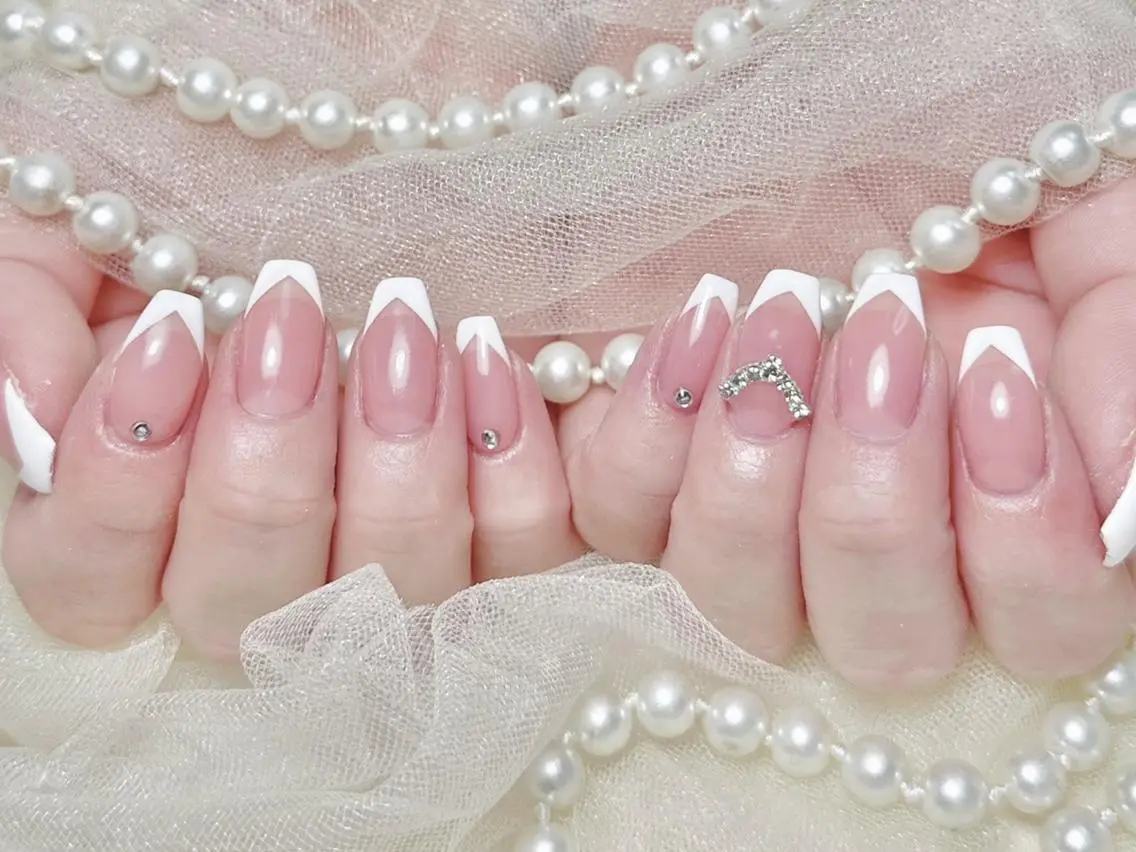 ネイル Hanya 🌈のネイルデザイン
