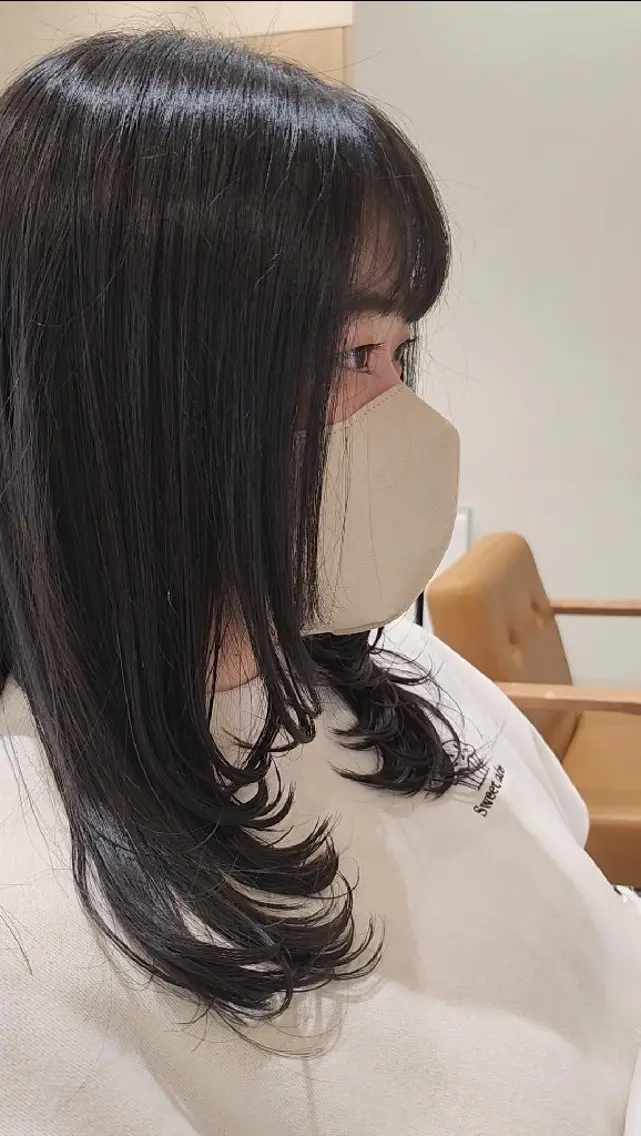 セミロング カット 縮毛矯正 トリートメント 垢抜けパーマヘア🍯 ジルのヘアスタイル