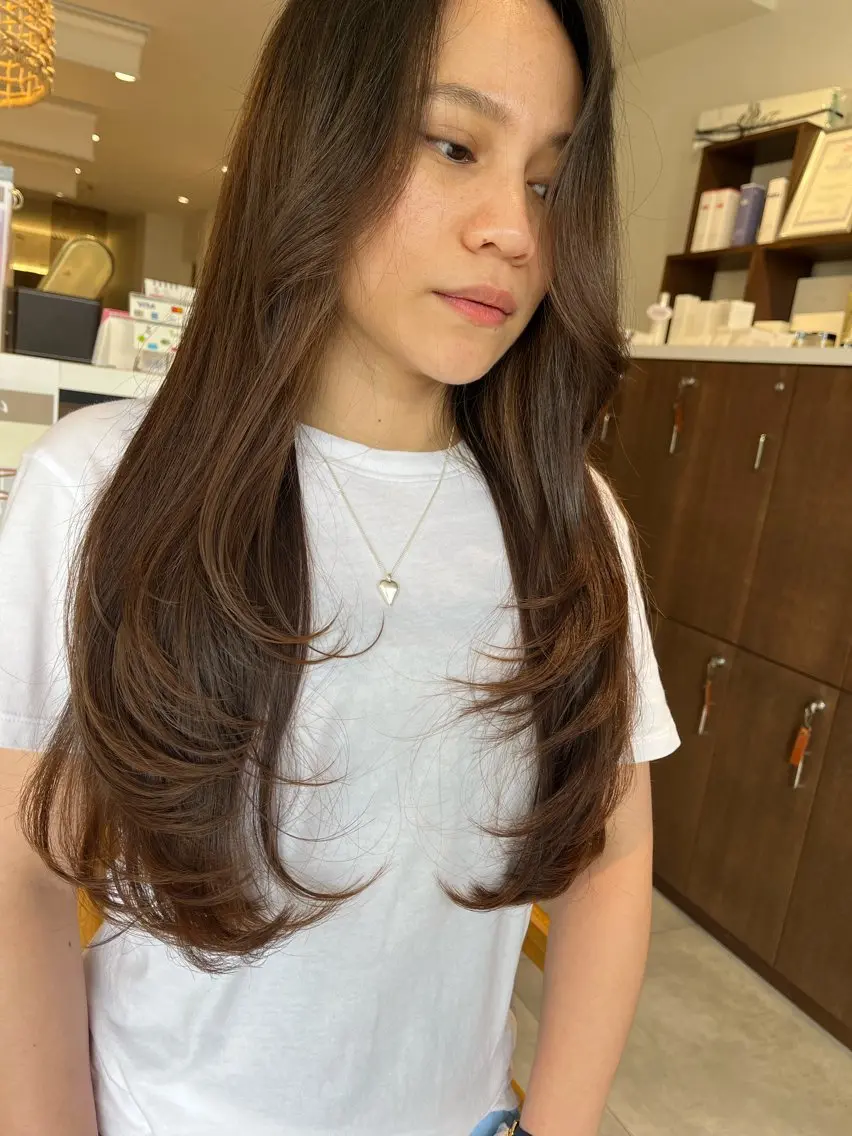 ロング レイヤーカット カット 和田 琉々香のヘアスタイル
