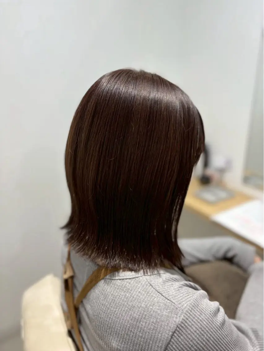 ミディアム 安永識央里/大曽根/ カラーモデルのヘアスタイル