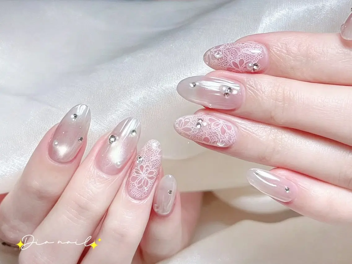 ネイル フットネイル 韓国ネイル レース マグネットネイル ニュアンスネイル ハンドネイル Dia nail サロンのネイルデザイン