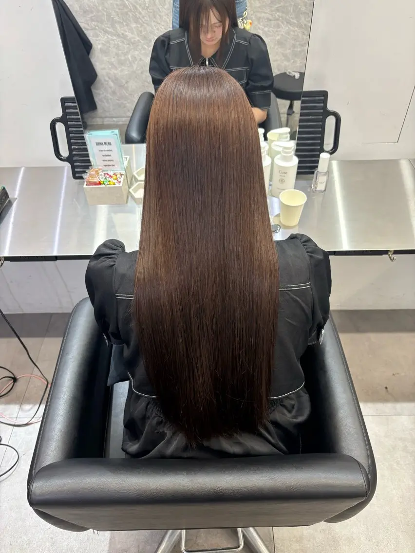 ロング カラー Core茶屋町 HINATAのヘアスタイル