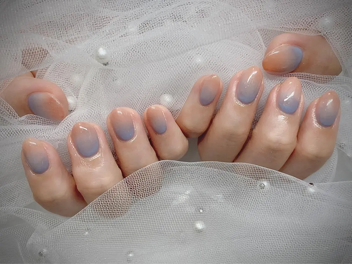 ネイル I-nailロング /ワンホン/キラキラのネイルデザイン