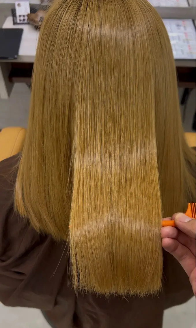 ミディアム カラー パーマ ブリーチ 髪質改善 ストレートパーマ 縮毛矯正 星加 理希のヘアスタイル