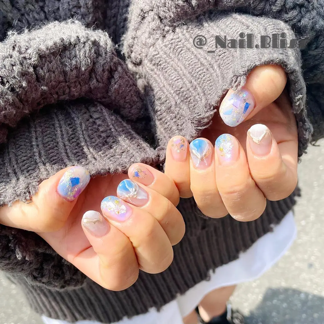 ネイル 氷ネイル・うるうるネイル ニュアンスネイル ハンドネイル NAIL BLISSのネイルデザイン