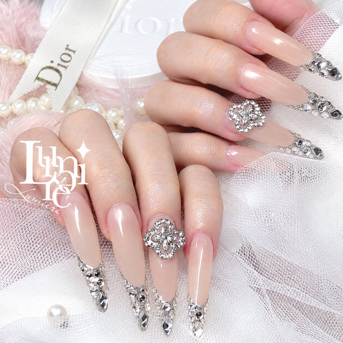 ネイル ハンドネイル Lumière｜ ロングネイル特化のネイルデザイン