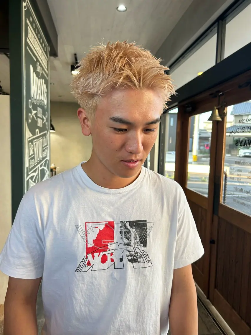 【 ⚡️期間限定ご新規様30%OFF⚡️】メンズカット+ブリーチ+トリートメントの写真