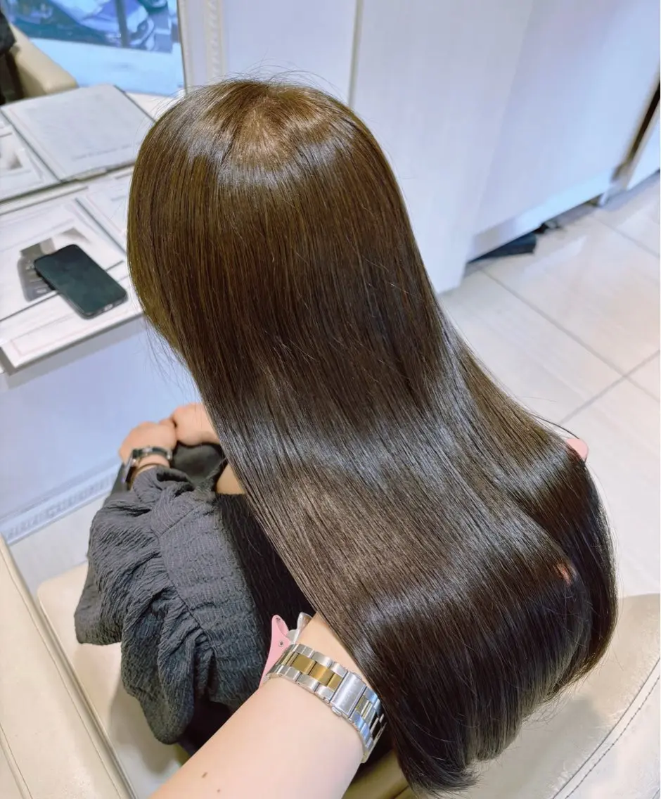 ロング 縮毛矯正 白金台🎀 ♡𝑵𝒐𝒂♡のヘアスタイル