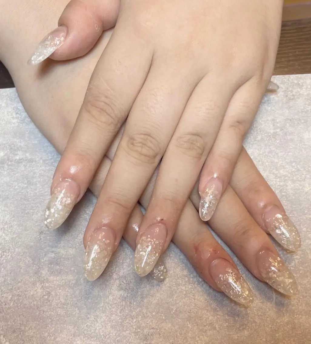 ネイル ジェルネイル グラデーション ラメ(グリッター) ラメグラデーション スカルプネイル BLANC.nail yuuのネイルデザイン