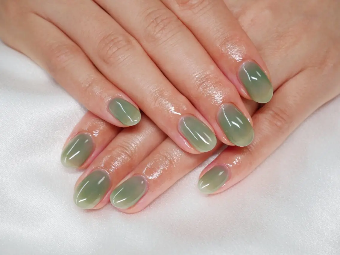 ネイル Nailsalon Graciasのネイルデザイン