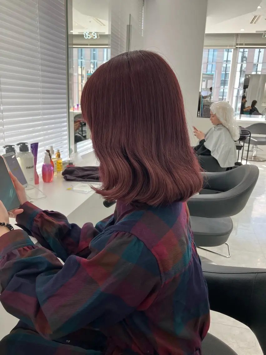 ミディアム カラー ヘアアレンジ 💓色落ちまで綺麗な 垢抜けカラー💓のヘアスタイル