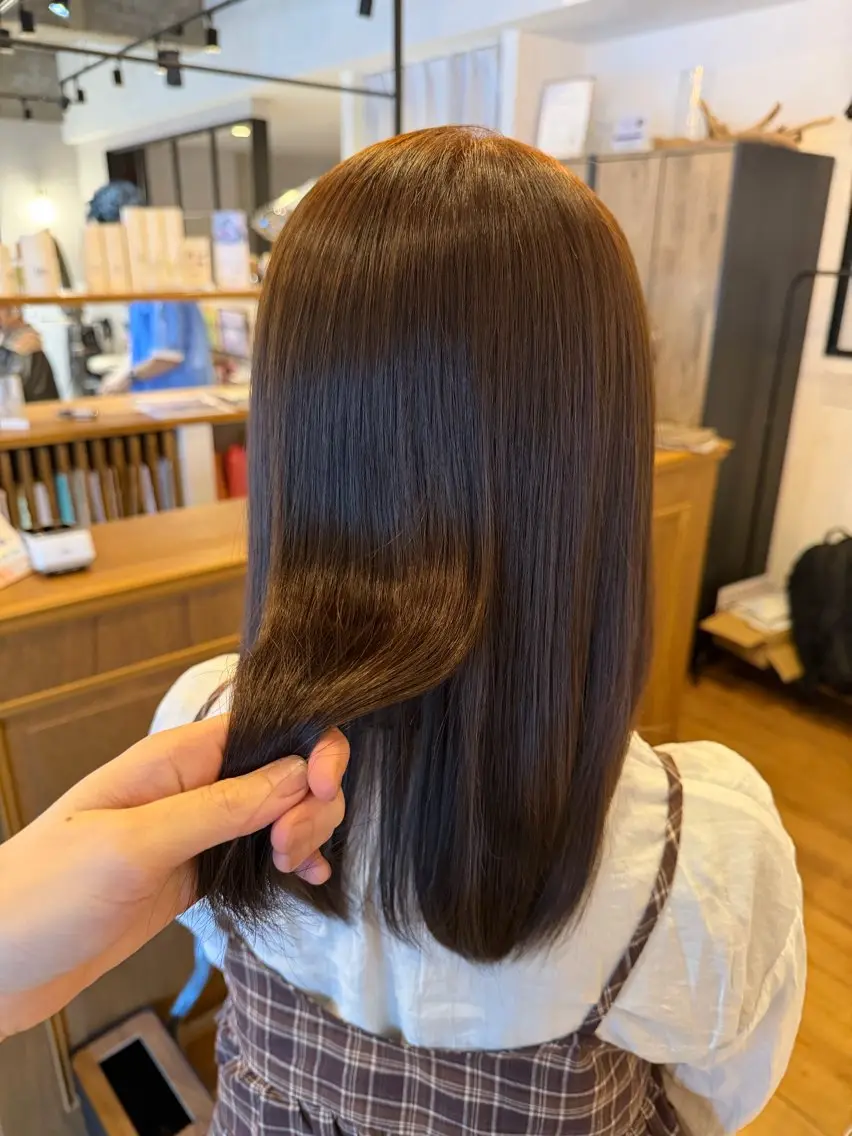 ミディアム カラー ベージュカラー ヘアカラー AKI /髪質改善/ カラーモデル募集のヘアスタイル