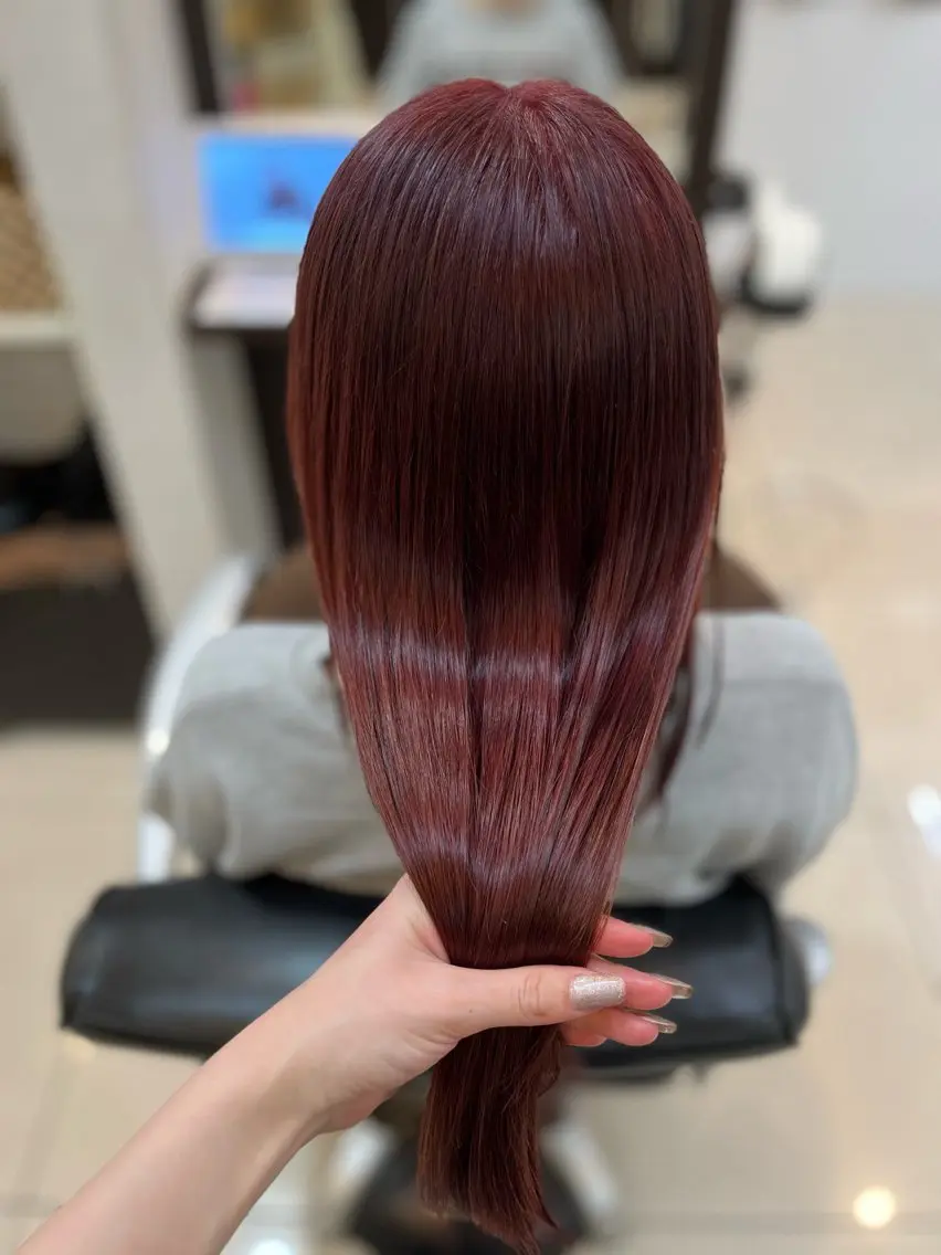セミロング カラー レッドカラー トリートメント 🍒 SANA🍒のヘアスタイル