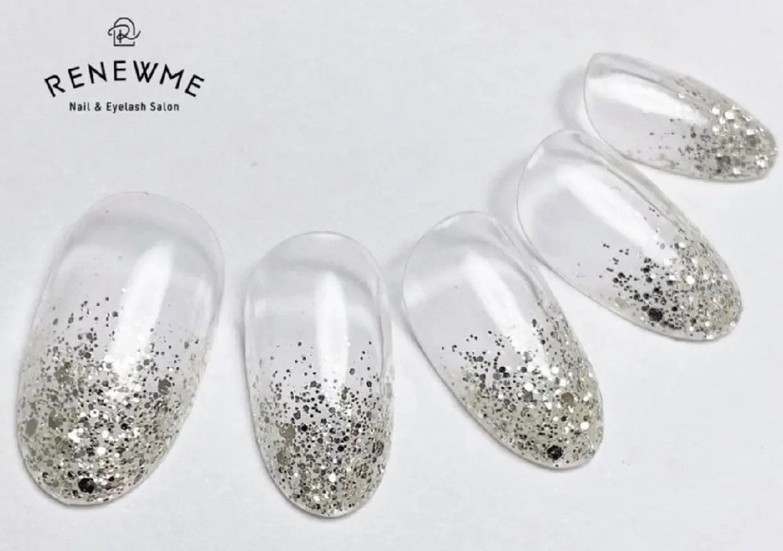 💅グラデーション💅（カラーorラメ)の写真
