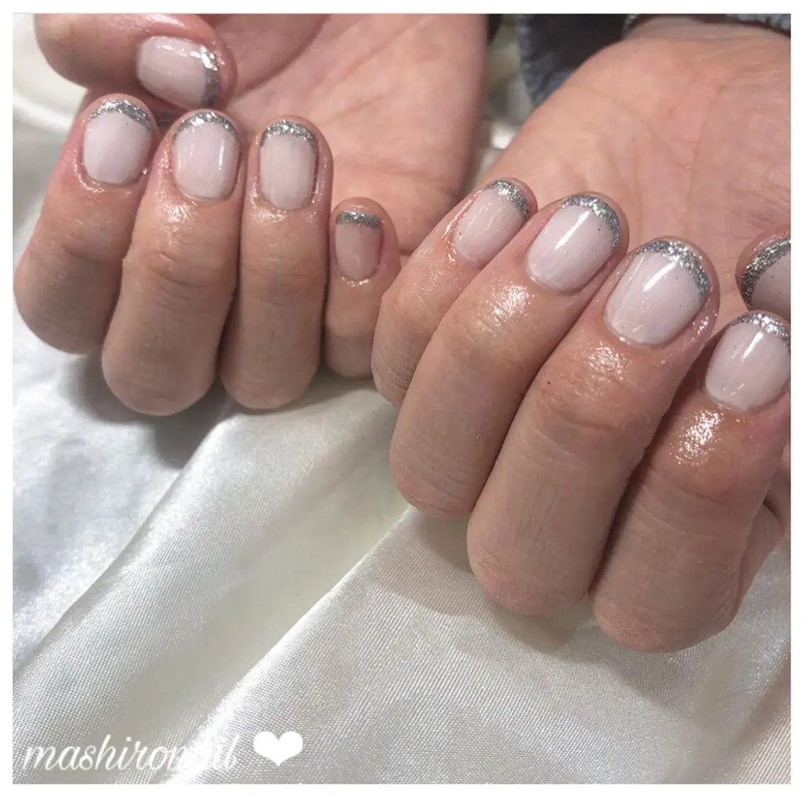 オフなし ❤︎ ジェルフレンチ🎶の写真