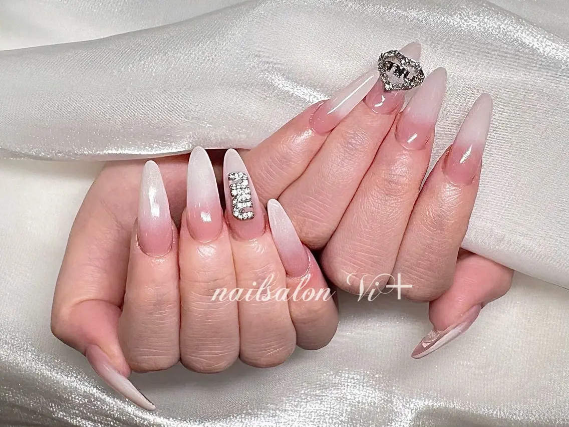 ネイル ハンドネイル ✨Nailsalon Vi+✨のネイルデザイン
